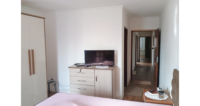 Sobrado à venda no Bairro do Jardim Maristela na Rua Erva Divina