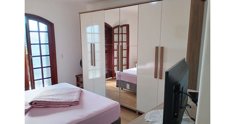 Sobrado à venda no Bairro do Jardim Maristela na Rua Erva Divina