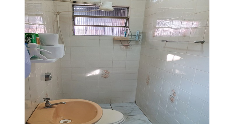 Sobrado à venda no Bairro do Jardim Maristela na Rua Erva Divina