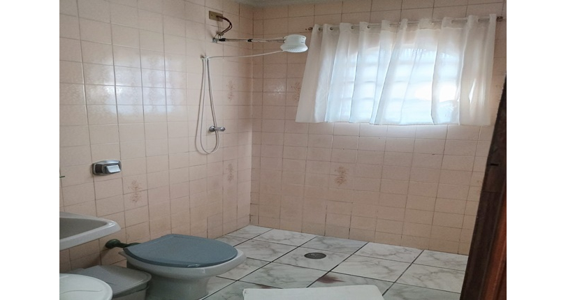 Sobrado à venda no Bairro do Jardim Maristela na Rua Erva Divina