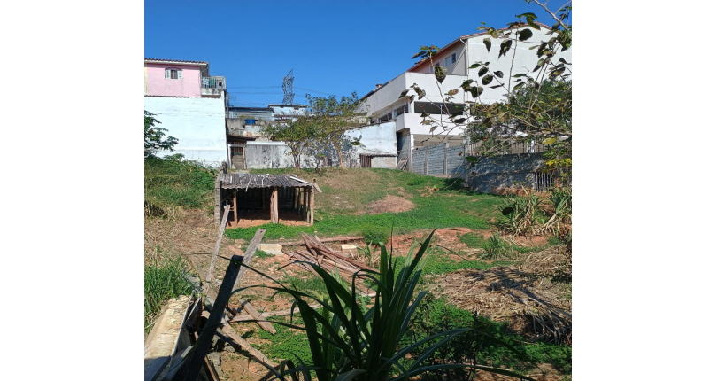 Terreno à venda no Bairro da Vila Clarice na Rua Coronel Walter da Silva Porto