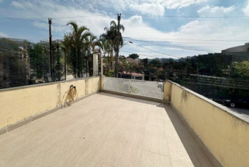 Sobrado à venda no Bairro do City Recanto Anastacio na Rua Pico do Jaraguá,