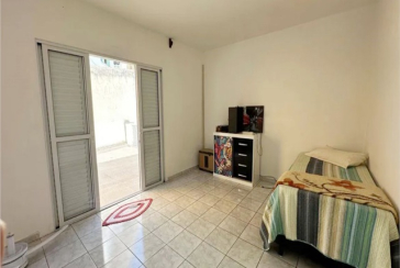 Sobrado à venda no Bairro do City Recanto Anastacio na Rua Pico do Jaraguá,