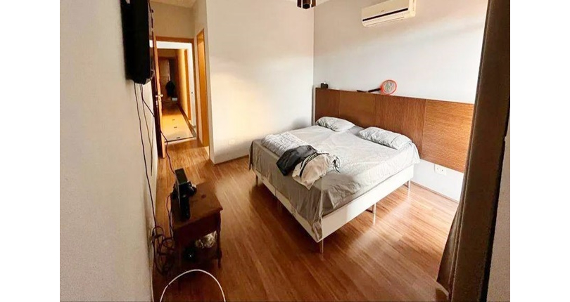 Belo Sobrado à venda no Bairro do City Recanto Anastácio na Rua União Federativa