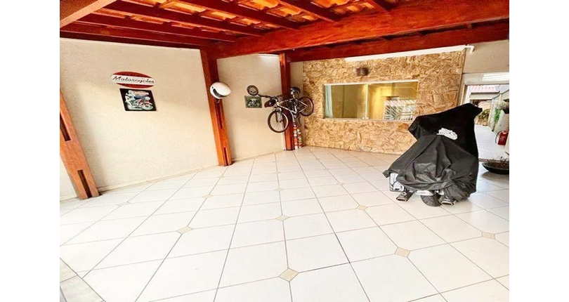 Belo Sobrado à venda no Bairro do City Recanto Anastácio na Rua União Federativa