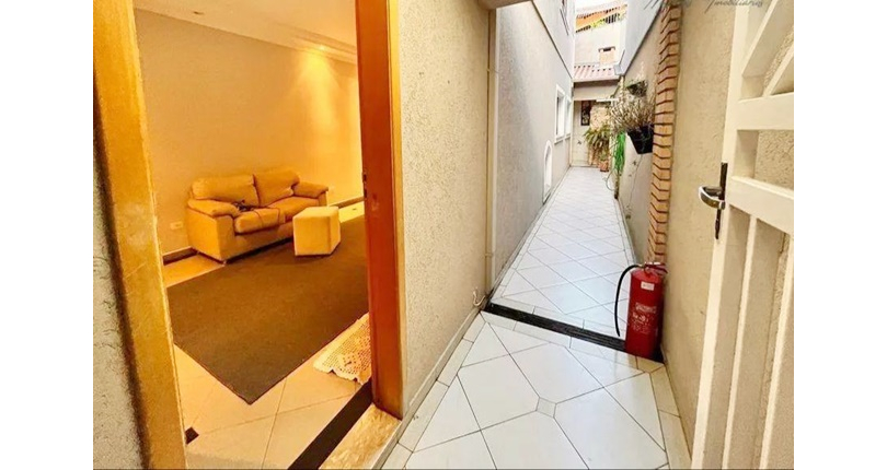 Belo Sobrado à venda no Bairro do City Recanto Anastácio na Rua União Federativa