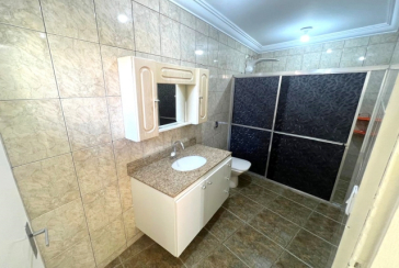 Casa para renda à venda no Bairro do Jardim Santa Lucrécia na Rua Pêra-Marmelo