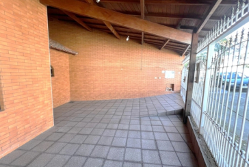 Casa para renda à venda no Bairro do Jardim Santa Lucrécia na Rua Pêra-Marmelo