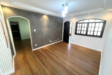 Casa para renda à venda no Bairro do Jardim Santa Lucrécia na Rua Pêra-Marmelo