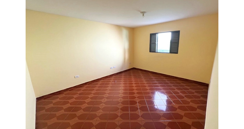 Sobrado para renda à venda no Bairro do Jardim Santa Lucrécia na Rua Pêra-Marmelo