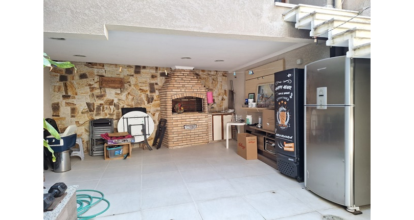 BELO Sobrado à venda no Bairro do Jardim Cidade Pirituba na Rua Pináceas,