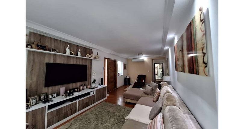 BELO Sobrado à venda no Bairro do Jardim Cidade Pirituba na Rua Pináceas,