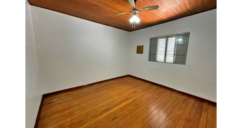 Casa térrea à venda no Bairro da Vila Jaguara na Rua Paúva,