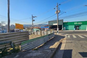 Terreno à venda no Bairro da Vila Pirituba na Avenida Paula Ferreira
