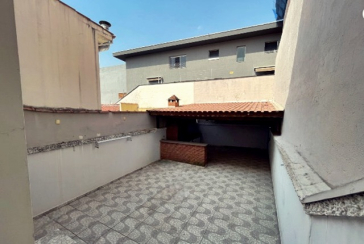 Sobrado à venda no Bairro do Parque São Domingos na Rua José Cândido Freire, 