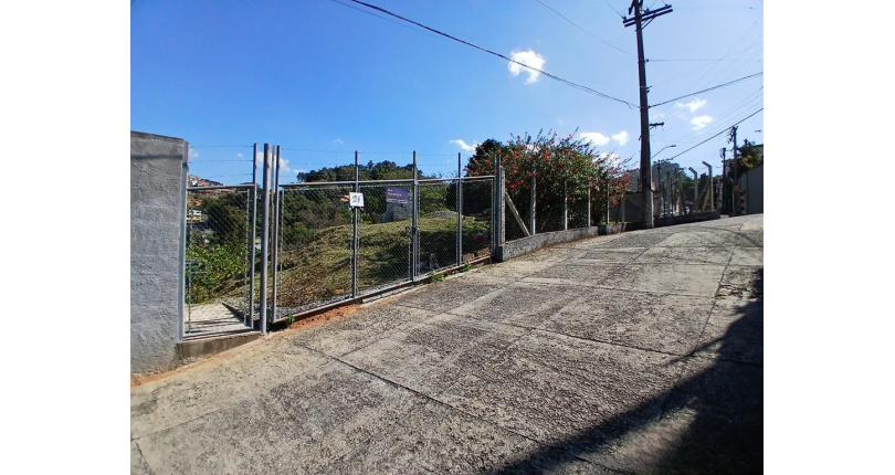 Terreno à venda Rua Saracura, Jardim Califórnia - Imóveis à Venda