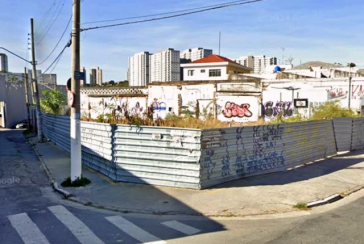 Terreno à venda no Bairro de Pirituba na Avenida Mutinga,