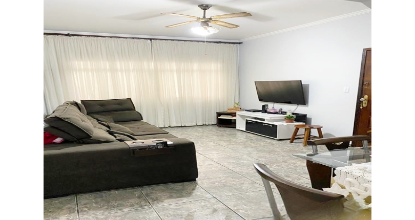 Sobrado à venda no Bairro do Parque Panamericano na Rua Paisagem Ecológica