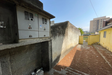 Terreno à venda no Bairro da Vila Mangalot na Rua Roberto de Lamenais