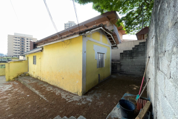 Terreno à venda no Bairro da Vila Mangalot na Rua Roberto de Lamenais