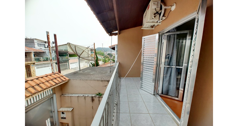 Sobrado à venda no Bairro do Jardim Santa Fé (Zona Oeste) 