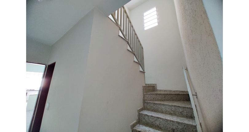 Sobrado à venda no Bairro do Jardim Santa Fé (Zona Oeste) 