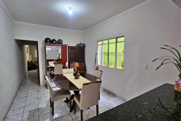 Sobrado à venda no Bairro do Conjunto Residencial Vista Verde na Rua Roberto Boyle,