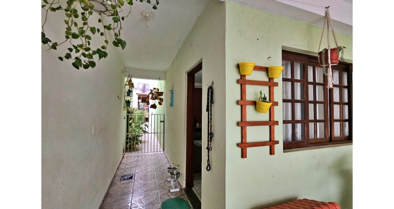 Sobrado à venda no Bairro do Conjunto Residencial Vista Verde na Rua Roberto Boyle,