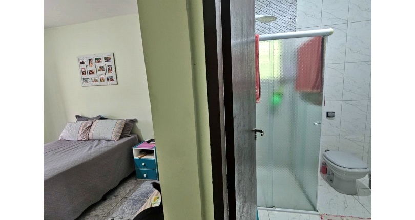 Sobrado à venda no Bairro do Conjunto Residencial Vista Verde na Rua Roberto Boyle,