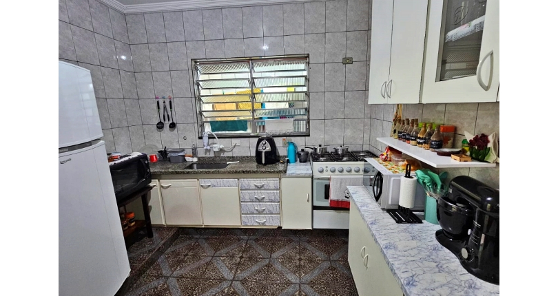 Sobrado à venda no Bairro do Conjunto Residencial Vista Verde na Rua Roberto Boyle,