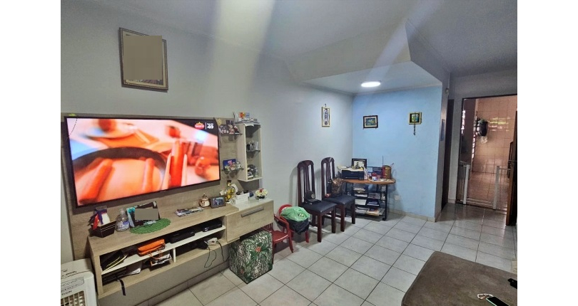 Sobrado à venda no Conjunto Residencial Vista Verde na Rua José Carlos de Resende