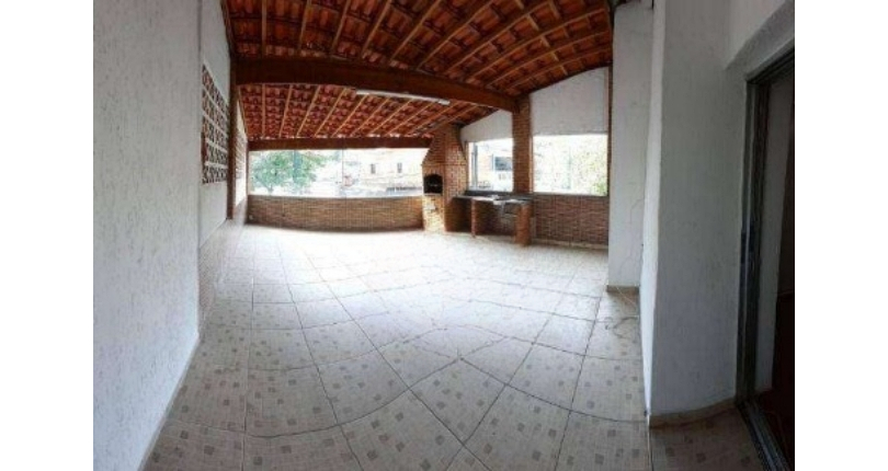 Sobrado à venda no Bairro do Conjunto Residencial Vista Verde na Rua José Carlos de Resende,