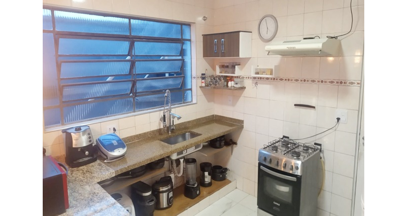 Sobrado à venda no Bairro do Parque São Domingos na Rua Professora Altina Maynardi de Araújo