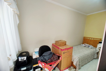 Sobrado à venda no Bairro do Jardim Pinheiros na Rua Frei Adriano Donado,