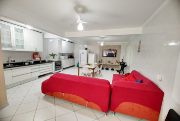 Sobrado à venda no Bairro do Jardim Pinheiros na Rua Frei Adriano Donado,