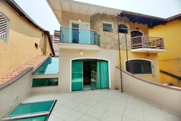 Sobrado à venda no Bairro do Jardim Pinheiros na Rua Frei Adriano Donado,