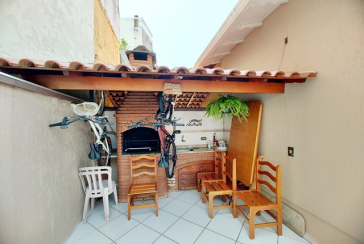 Sobrado à venda no Bairro do Jardim Pinheiros na Rua Frei Adriano Donado,