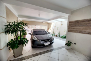 Sobrado à venda no Bairro do Jardim Pinheiros na Rua Frei Adriano Donado,