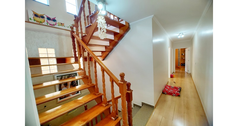 Sobrado à venda no Bairro do Jardim Pinheiros na Rua Frei Adriano Donado,