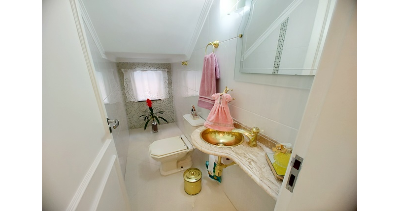 Sobrado à venda no Bairro do Jardim Pinheiros na Rua Frei Adriano Donado,