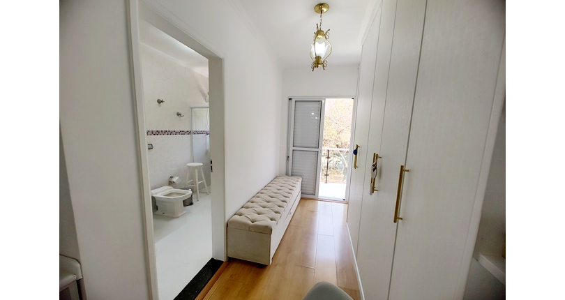 Sobrado à venda no Bairro do Jardim Pinheiros na Rua Frei Adriano Donado,