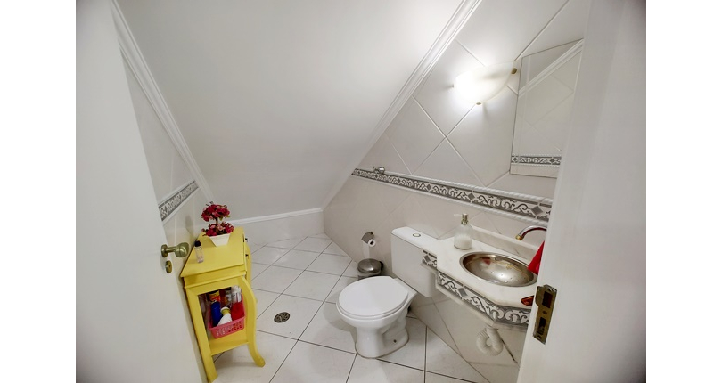 Sobrado à venda no Bairro do Jardim Pinheiros na Rua Frei Adriano Donado,