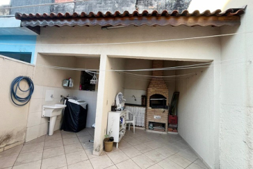 Sobrado à venda no Bairro do Jardim Santo Elias na Rua Durval Fernandes Chaves