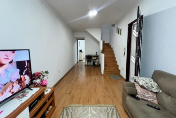 Sobrado à venda no Bairro do Jardim Santo Elias na Rua Durval Fernandes Chaves