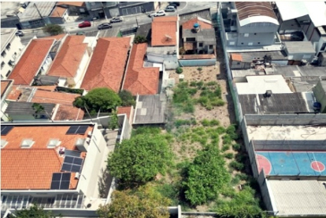 Terreno à venda no Bairro da Vila Mangalot na Rua Rubens de Souza Araujo