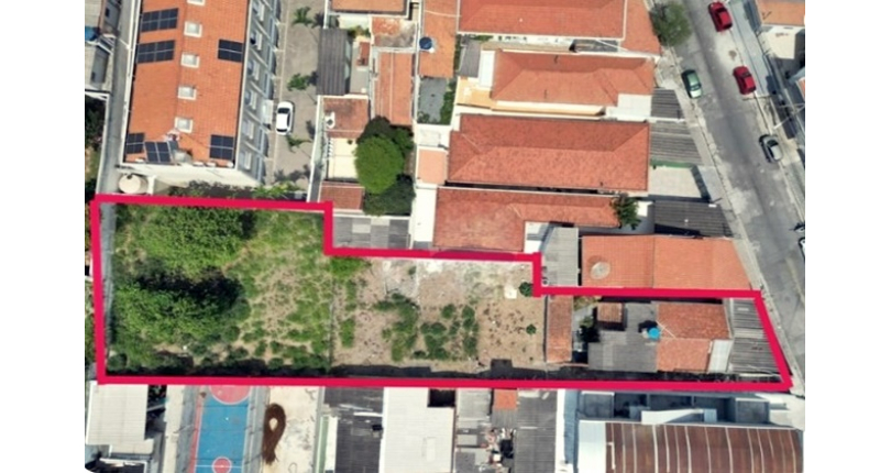 Terreno à venda no Bairro da Vila Mangalot na Rua Rubens de Souza Araujo