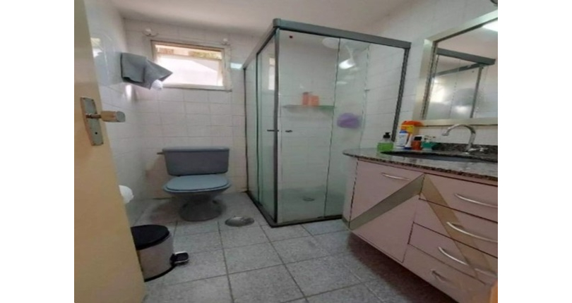Apartamento à venda no Bairro do Jardim Regina na Avenida Agenor Couto de Magalhães 222, 