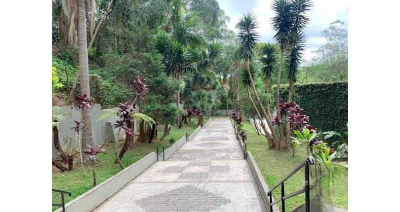 Apartamento à venda no Bairro do Jardim Regina na Avenida Agenor Couto de Magalhães 222, 