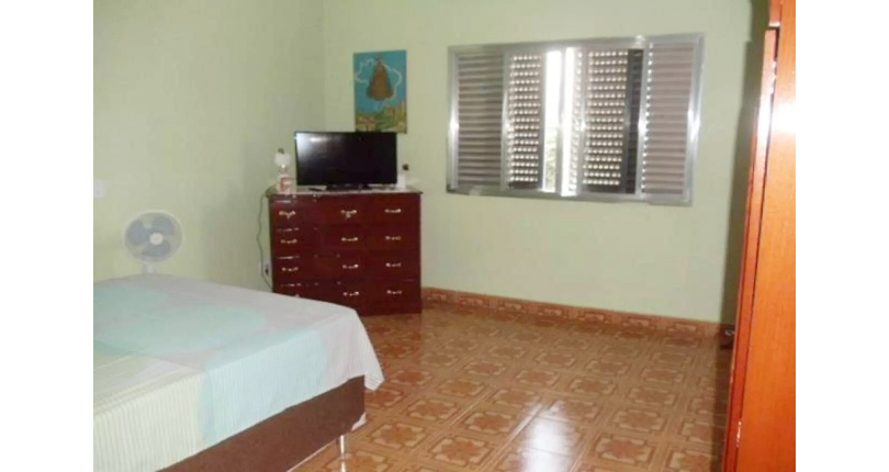 Casa à venda no Bairro do Jardim Ipanema (Zona Oeste) na Rua Pedro Ravara