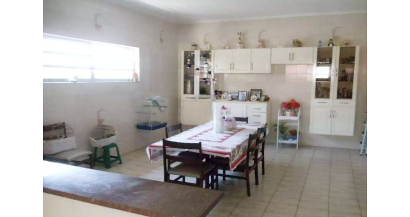 Casa à venda no Bairro do Jardim Ipanema (Zona Oeste) na Rua Pedro Ravara